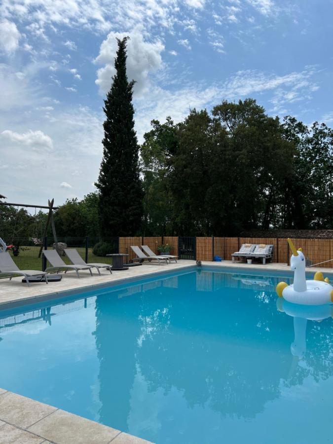Coulonges Hotell Savignac-sur-Leyze Exteriör bild