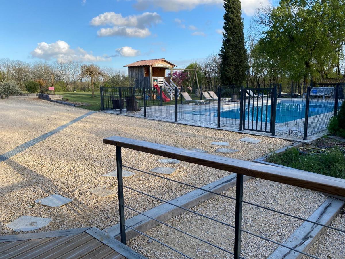 Coulonges Hotell Savignac-sur-Leyze Exteriör bild